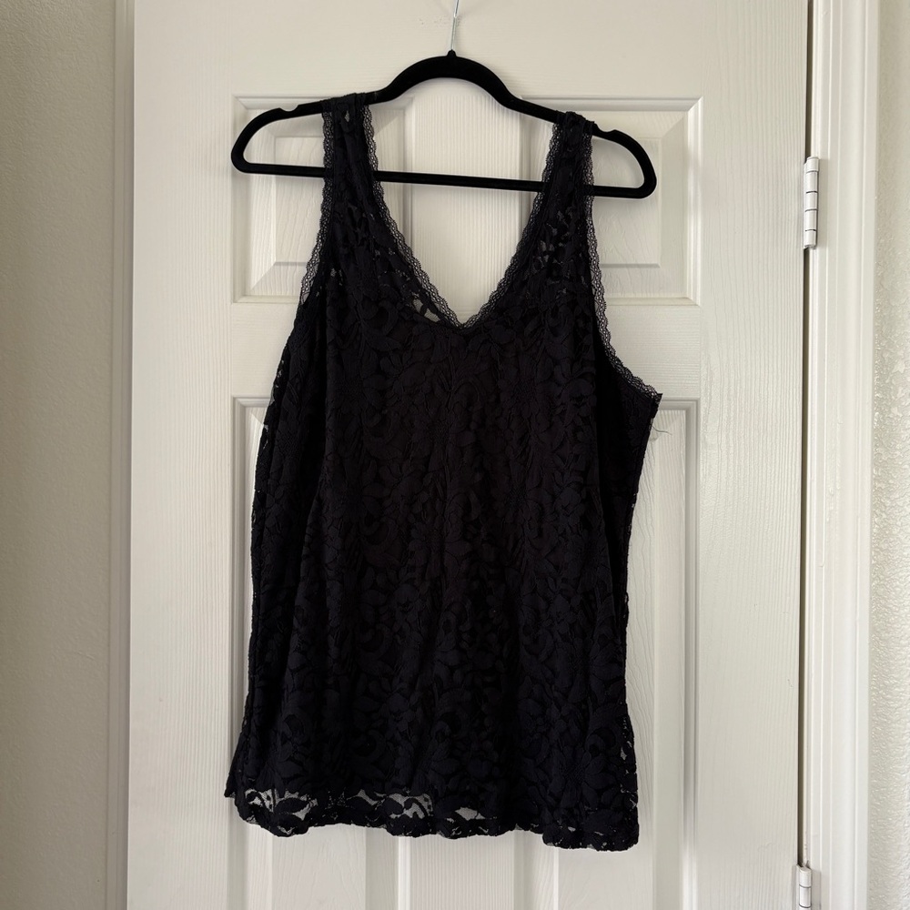 Elegant Black Lace Sleeveless Top